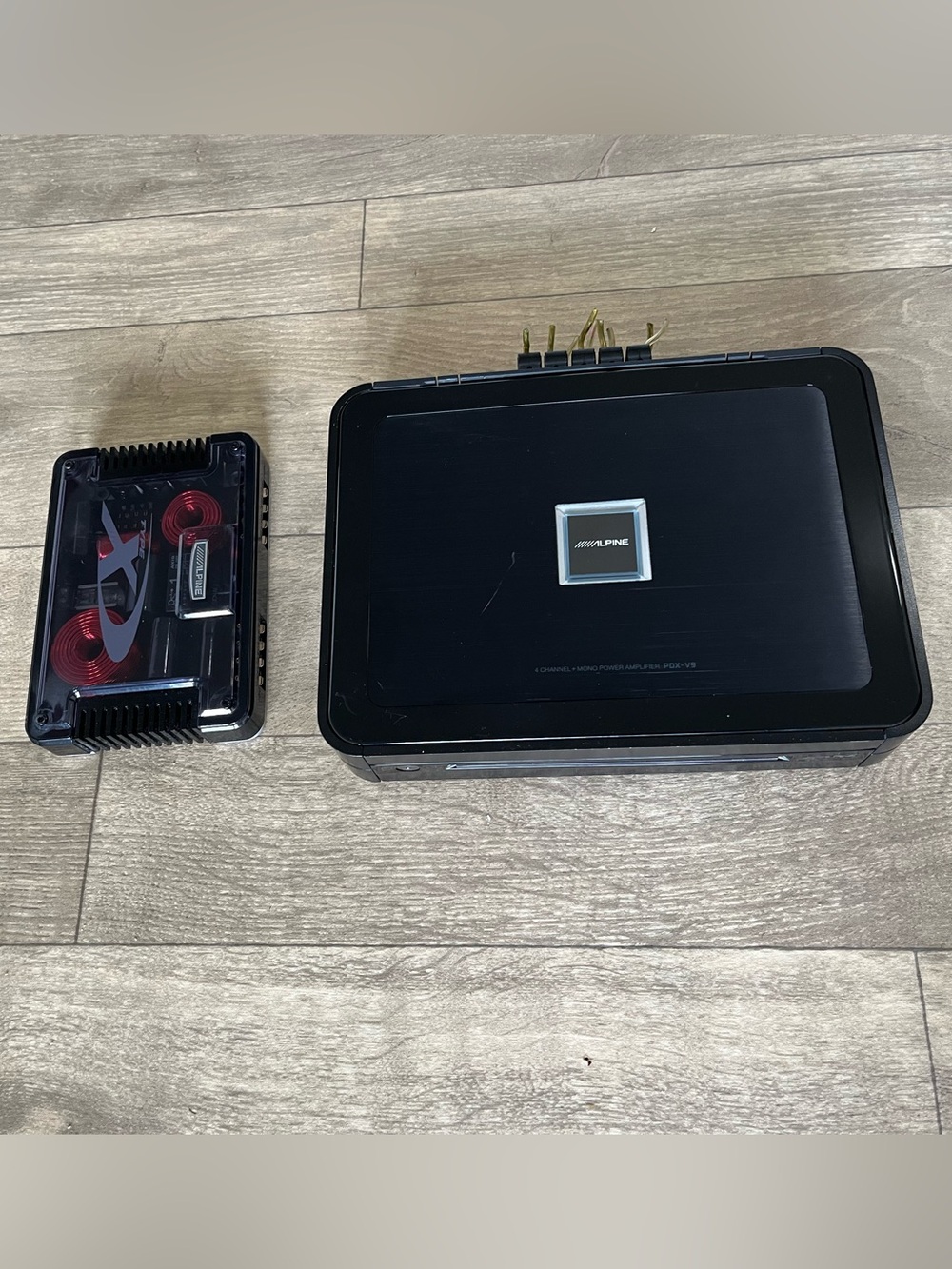 Alpine PDX-V9 5 channel amplifier